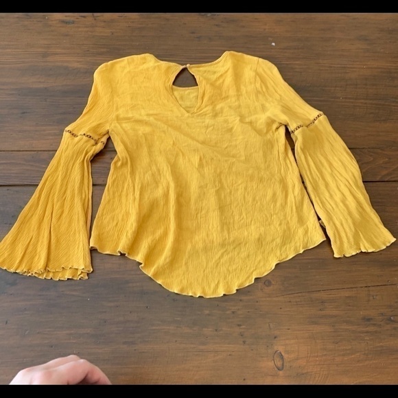 Yellow Peasant Blouse - Picture 3 of 4